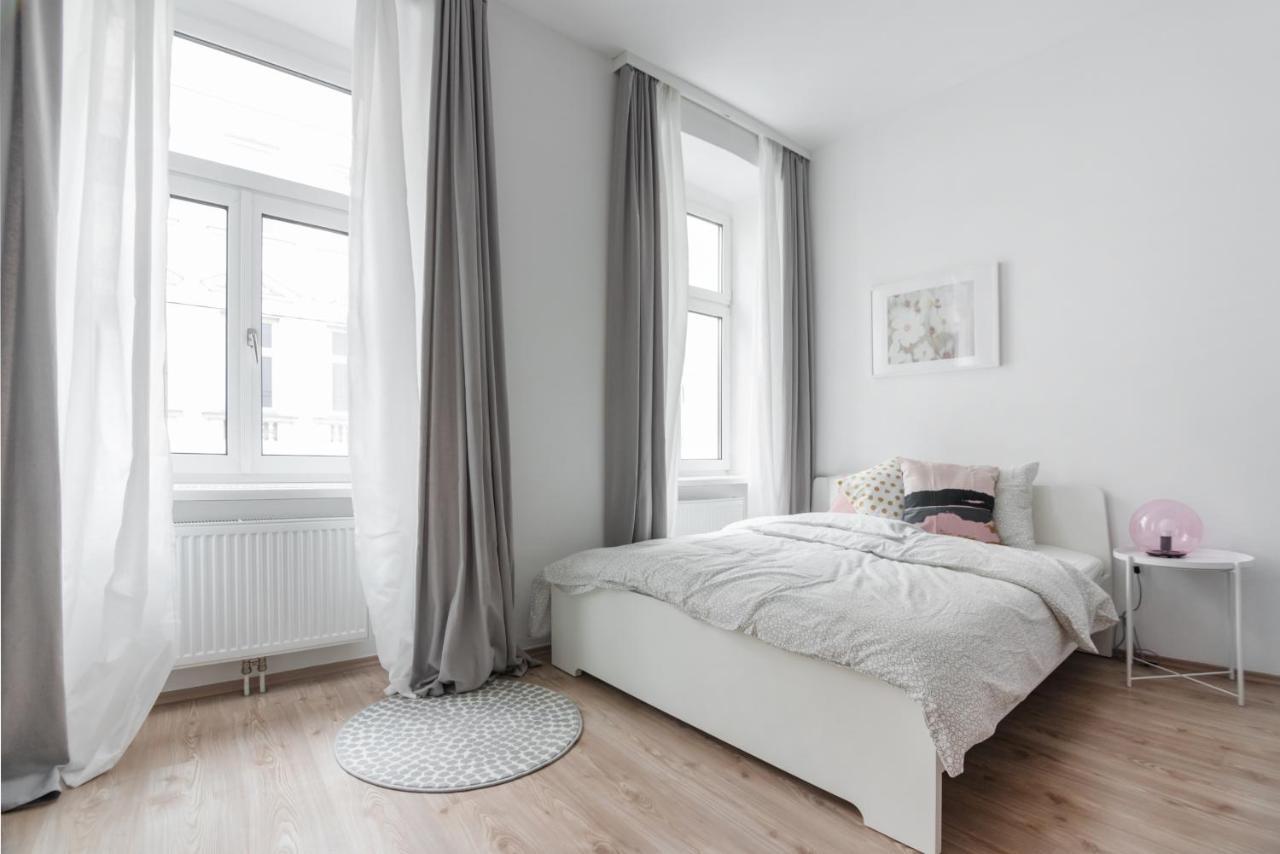 Nice Apartment In Lovely Area Vienne Extérieur photo