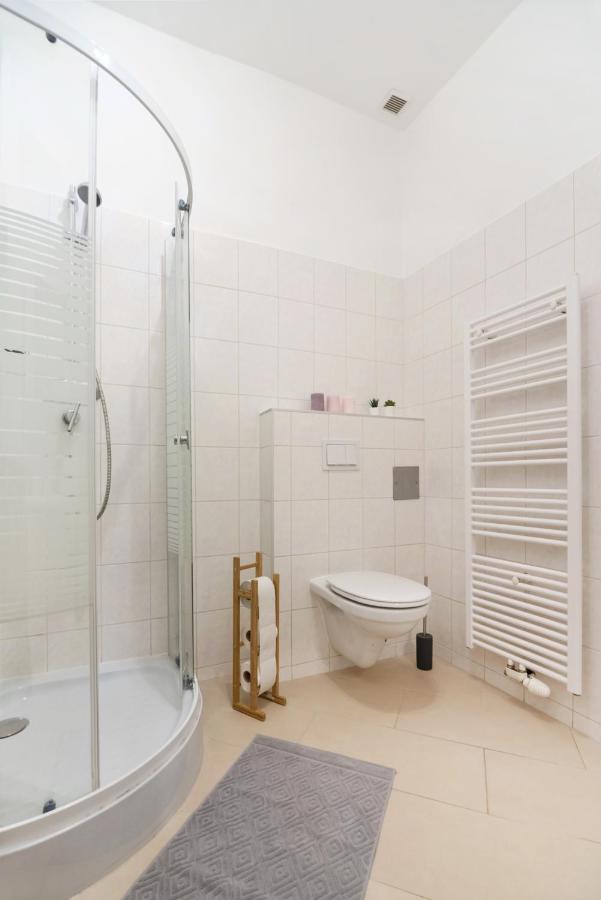 Nice Apartment In Lovely Area Vienne Extérieur photo